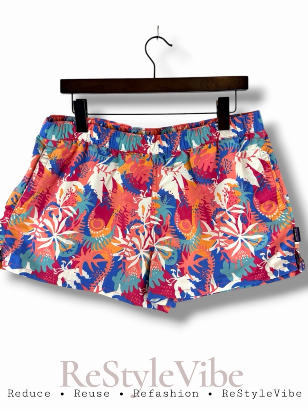 PATAGONIA Women’s Size L Shorts Floral Nylon Drawstring Stretch Waistband